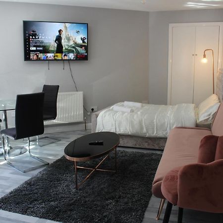 Cosy Central Luton Studio Flat -Ideal For Airport! Esterno foto